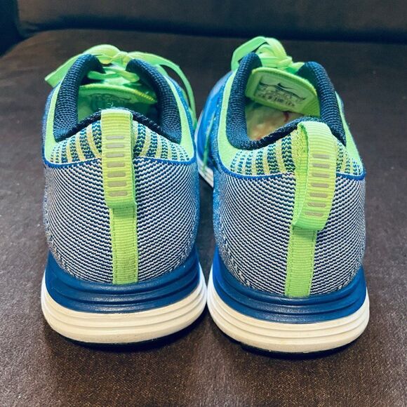 Mint condition NIKE Flyknit Lunar 1 Blue Green Mens 9 US 42.4 EUR Running Shoes - Picture 11 of 16